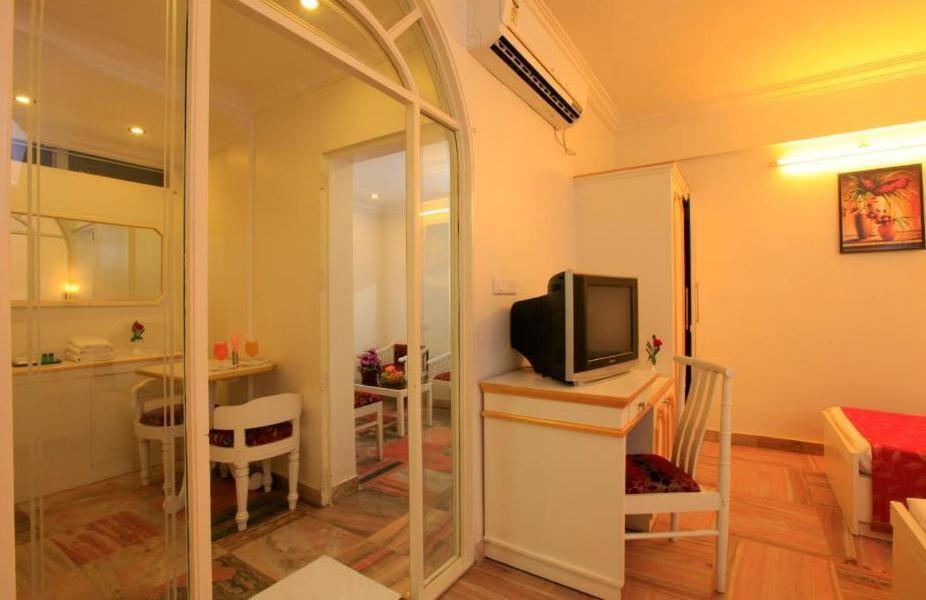 Edassery Resorts Idukki Room photo